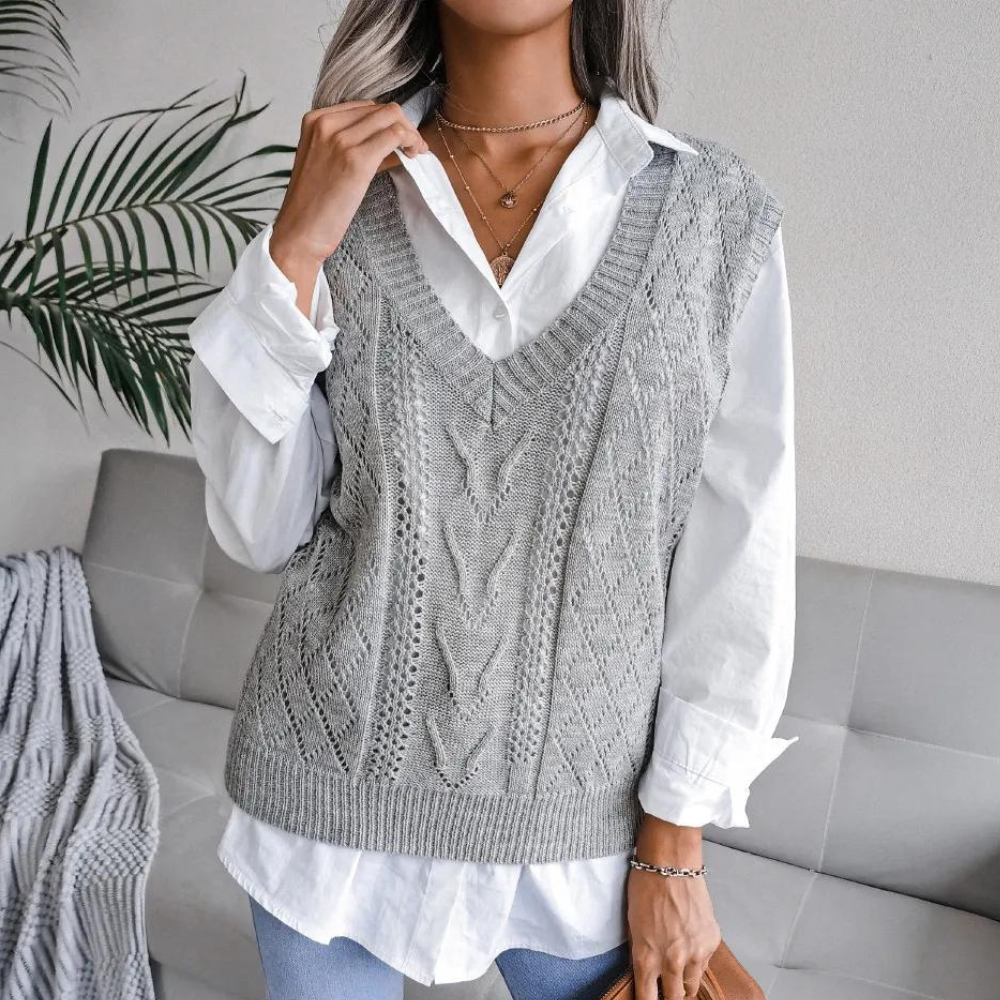 Arlette - Gilet en maille torsadée à col en V