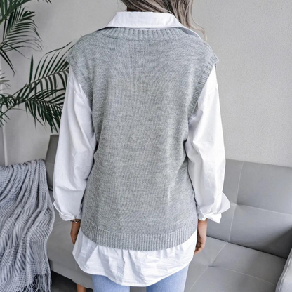 Arlette - Gilet en maille torsadée à col en V